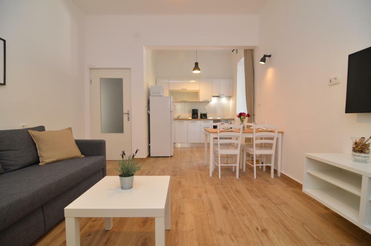Apartment Zara Sun Exterior foto